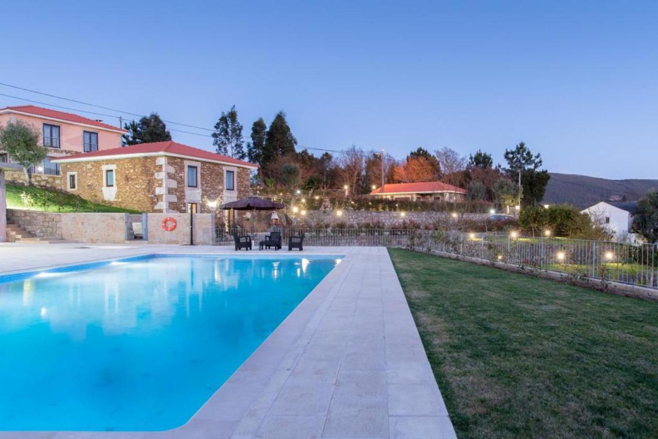 קמיניה Deville Luxury Retreat מראה חיצוני תמונה