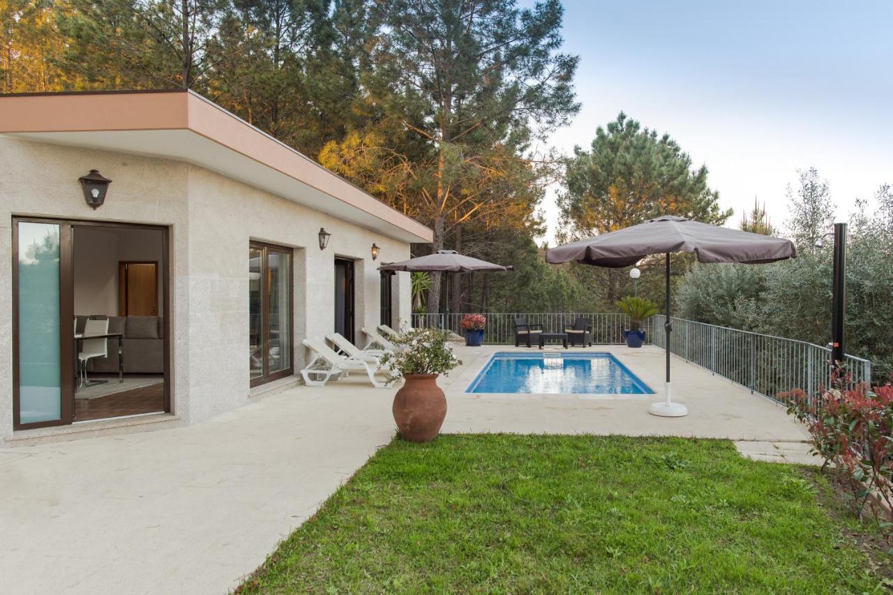 קמיניה Deville Luxury Retreat מראה חיצוני תמונה